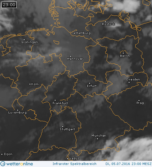 Wolkenverteilung über Deutschland am 05.07.2016 um 23 MESZ